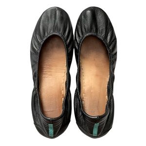 Tieks Black Leather Flats Turquoise Bottom Sz 7